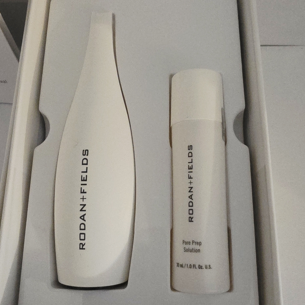 Rodan + Fields Skincare Pore Cleansing MD Set